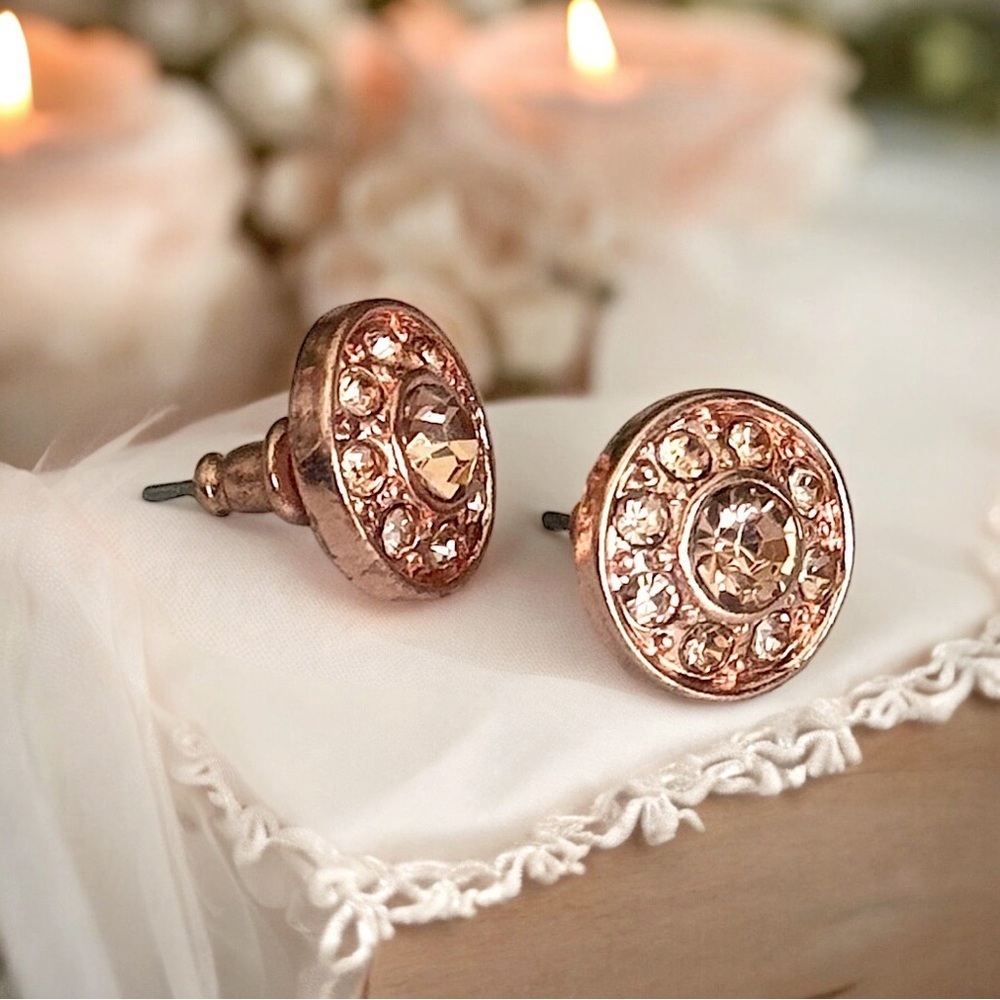 5 For $25💫Rose Gold Halo Studs